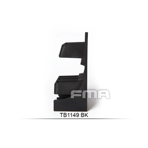 FMA stojánek pro 3 zásobníky M4 / AR15 - Černá