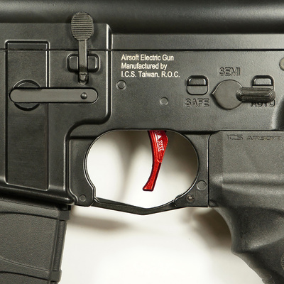 Hliníková CNC ADVANCED spoušť pro M4/M16 - TYPE D, červená