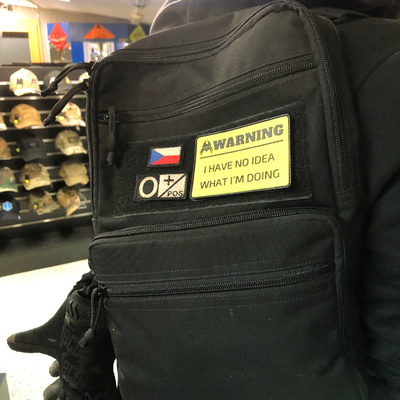 ANAREUS VELCRO Warning patch NO IDEA - Žlutá