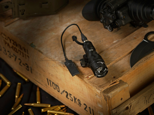 DynamicsHPA - Airsoftový krám, Airsoft zbraně, střelivo, vybavení - LED svítilna M300B Mini Scoutlight - černá