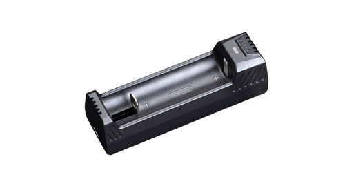 DynamicsHPA - Airsoftový krám, Airsoft zbraně, střelivo, vybavení - USB nabíječka Fenix ARE-X1 V2.0 (Li-ion)