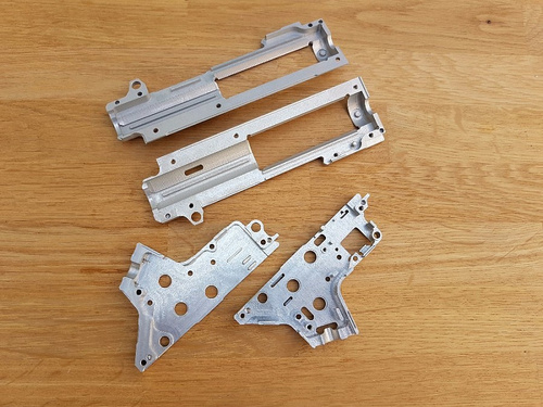 DynamicsHPA - Airsoftový krám, Airsoft zbraně, střelivo, vybavení - CNC dělený mechabox V2 (8mm) - QSC