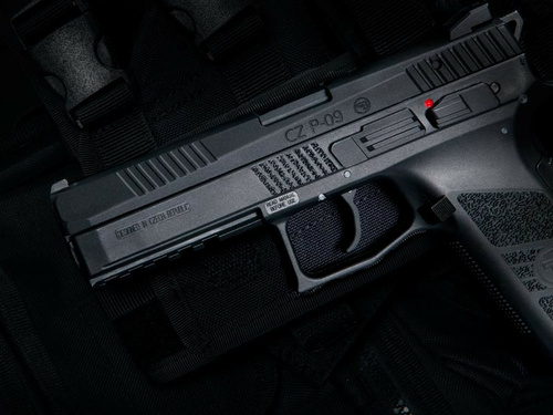 DynamicsHPA - Airsoftový krám, Airsoft zbraně, střelivo, vybavení - CZ P-09, blowback, kufr